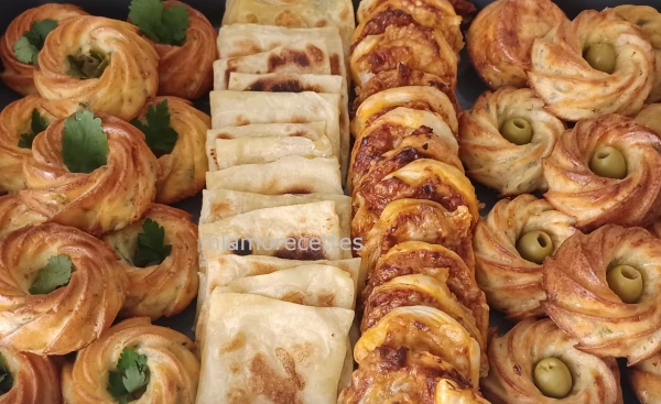 Mini feuilletés et mini cakes salés