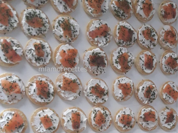 Blinis au saumon et fromage frais