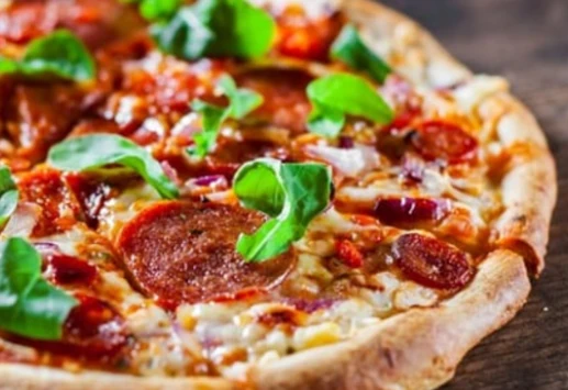 Pizza poivrons et chorizo