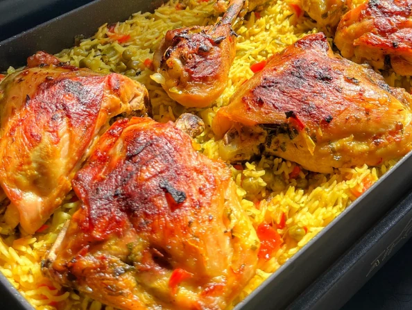 Riz au poulet et légumes