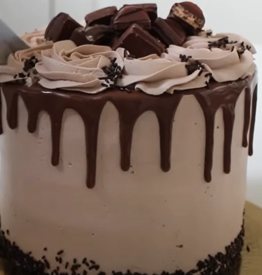 Layer cake Kinder Bueno