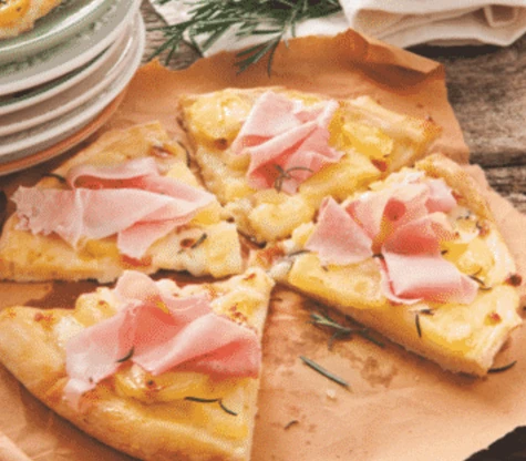 Pizza pommes de terre et jambon