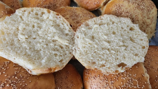 Pains hamburger aérés