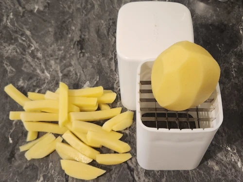 On utilise un coupe frites