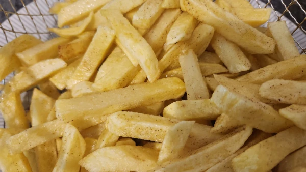 Première cuisson des frites