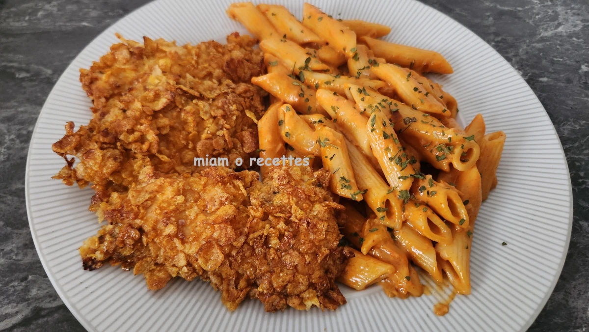 Tenders de poulet épicés et pâtes crémeuses