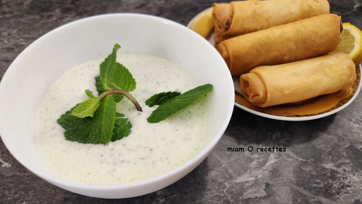 Sauce au yaourt et à la menthe