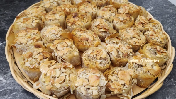 Mignardises Baklava pâte filo et amandes