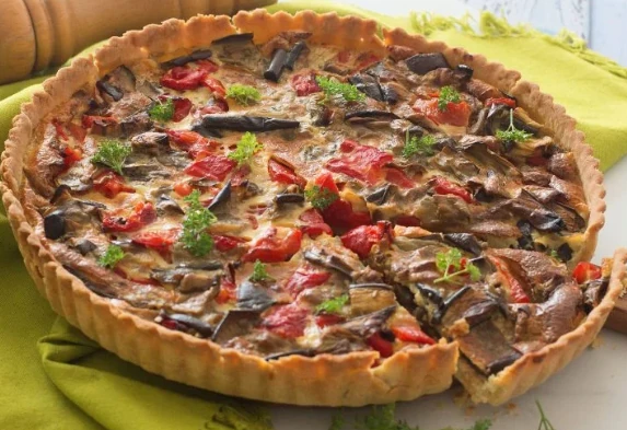 Tarte aux aubergines et aux poivrons